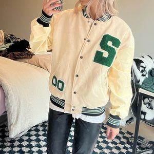 Bomber jacket
